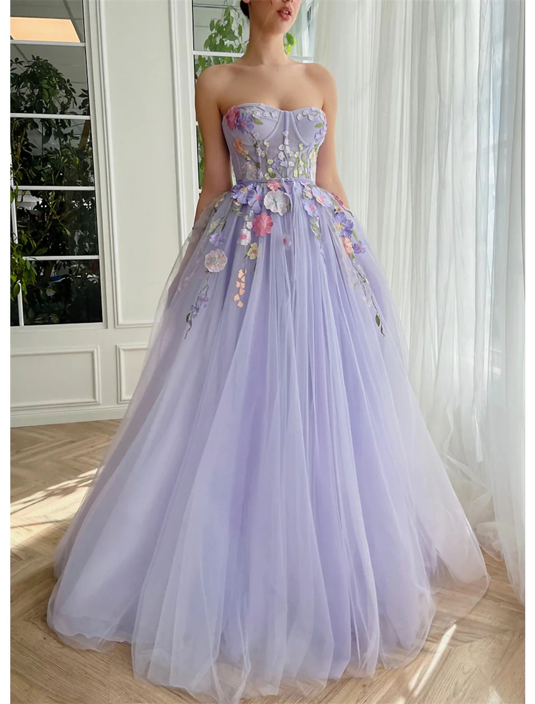 Luolandi A-Line Evening Gown Floral Dress Wedding Court Train Sleeveless Strapless Tulle with Appliques Flowers Prom Dress